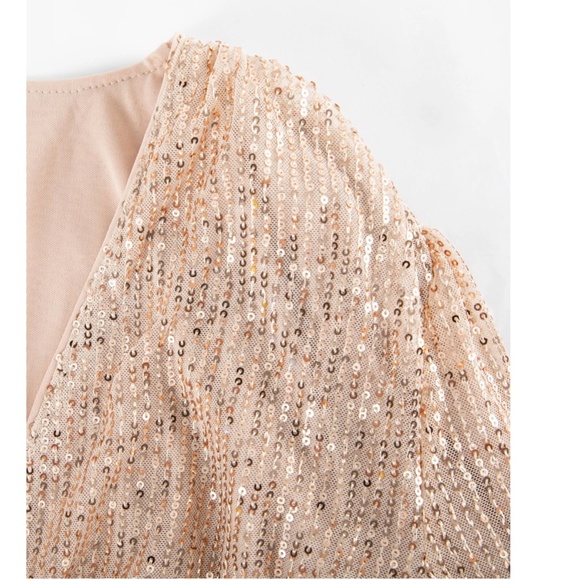 Gold Sequins on Beige V-Neck Surplice Long Sleeve Belted Mini Dress Short - Picture 6 of 11